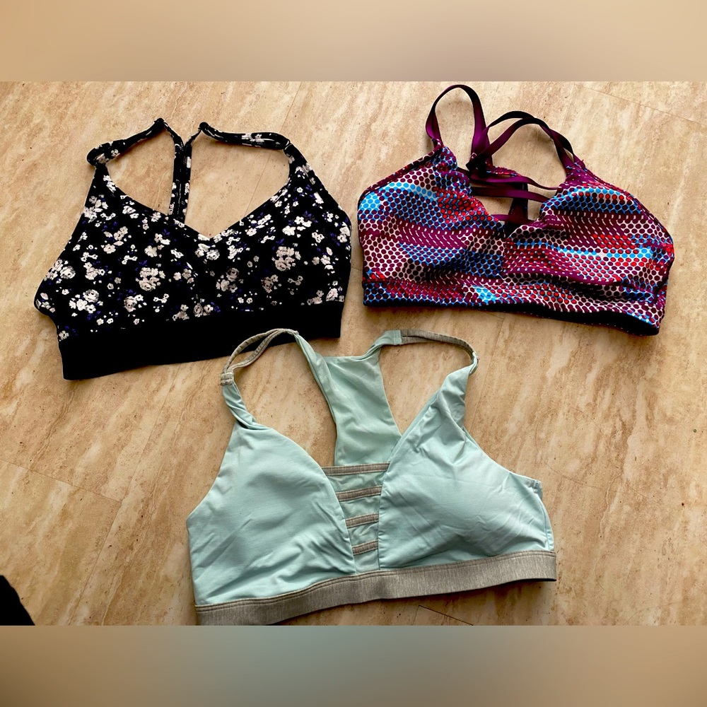 3 Victoria’s Secret/PINK sports bras